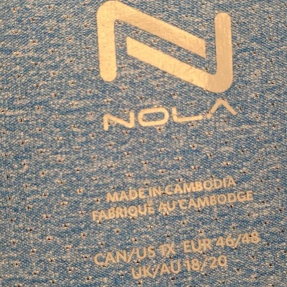 ---  Blue Athletic Top Size 18 20 - Picture 2 of 2